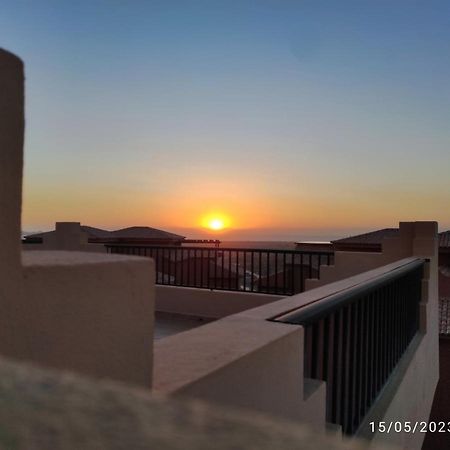 Апартаменты Atico Estrella Sunset Коральео Экстерьер фото