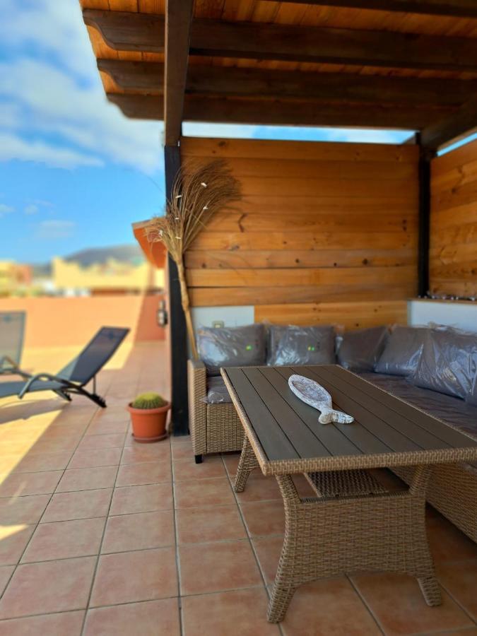 Апартаменты Atico Estrella Sunset Коральео Экстерьер фото